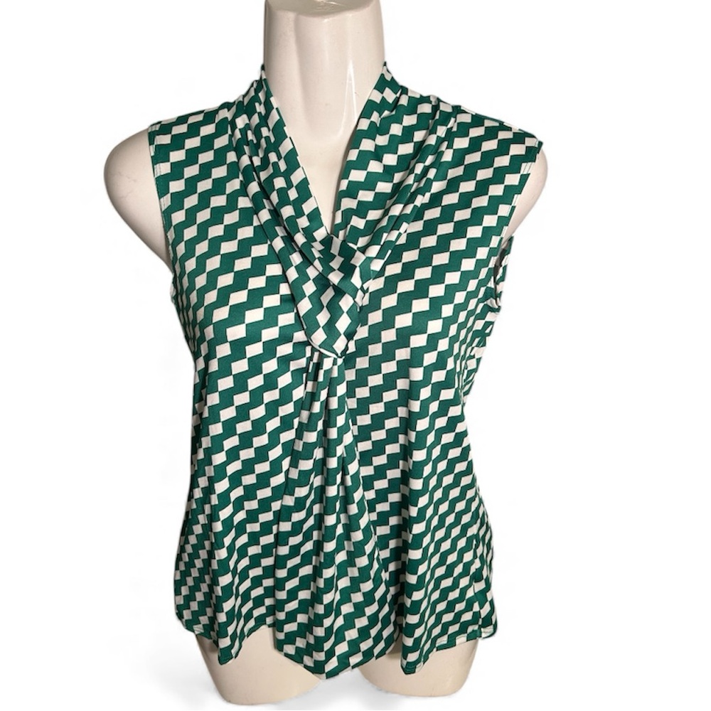 Elegant Green and White Checkered Women's Blouse